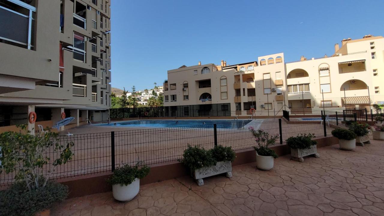 Apartamentos Chinasol Альмуньекар Экстерьер фото